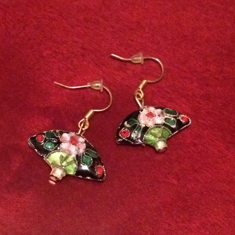 Oriental fan dangle earrings